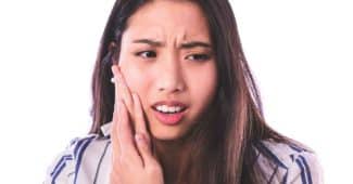 Comment soulager une douleur à la gencive naturellement ?-FCMRR