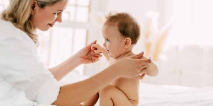 Remède de grand-mère contre l’eczéma chez le bébé : astuces naturelles-FCMRR