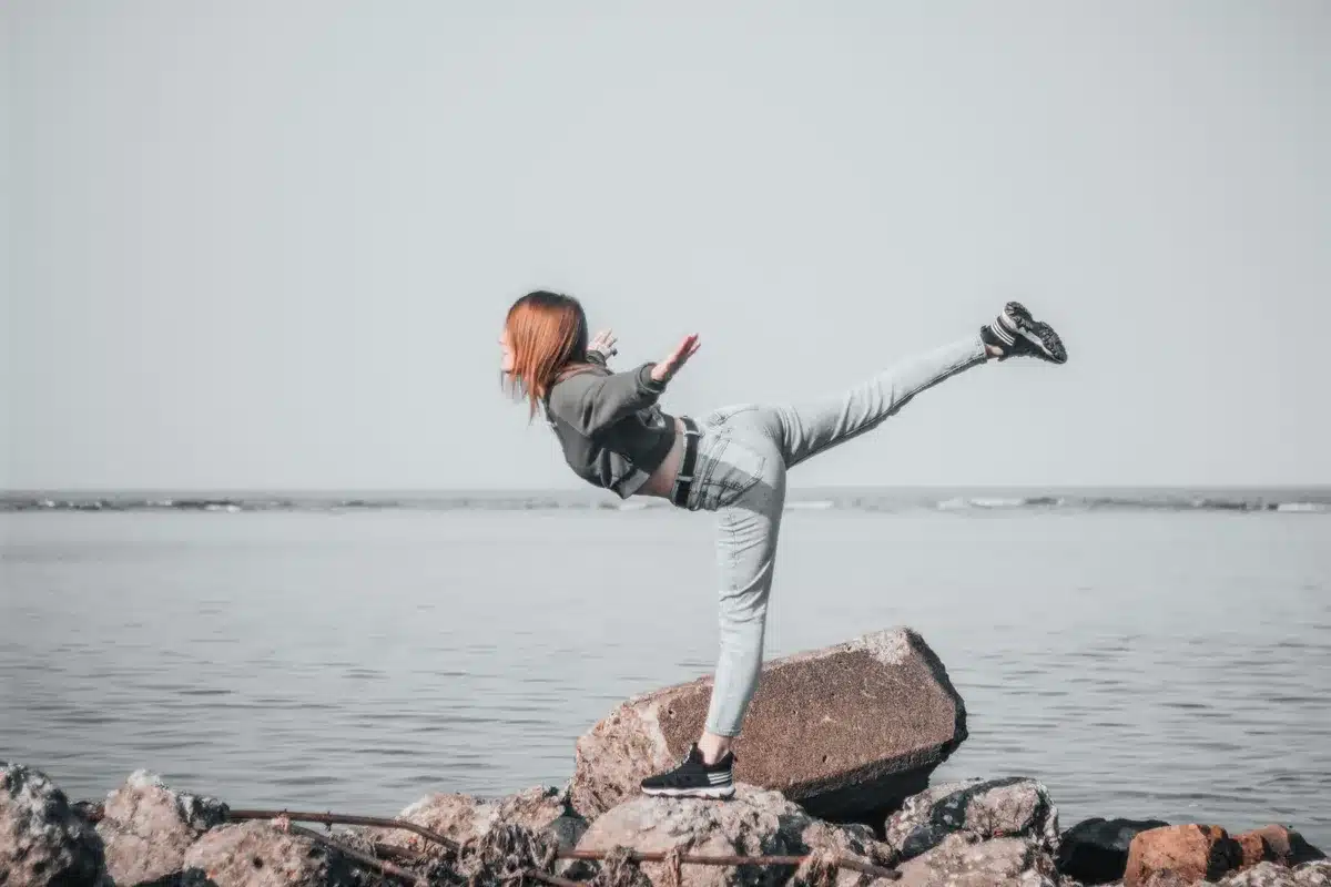 Balance à bioimpédance mesurant la composition corporelle